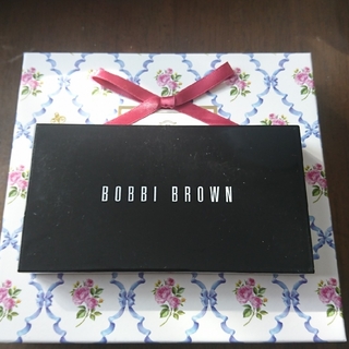 ボビイブラウン(BOBBI BROWN)のボビイブラウン♡ファンデーションケース(ボトル・ケース・携帯小物)