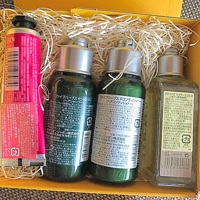 L'OCCITANE(ロクシタン)のりんごのうさぎ様 専用 コスメ/美容のキット/セット(サンプル/トライアルキット)の商品写真