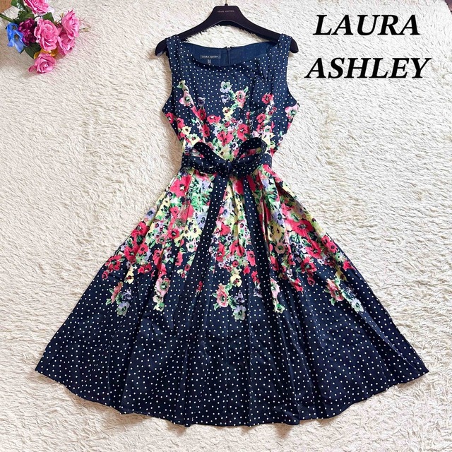 LAURA ASHLEY(ローラアシュレイ)の美品ꕤローラアシュレイのフラワープリントワンピース 総柄 ドット 12  L位 レディースのワンピース(ロングワンピース/マキシワンピース)の商品写真