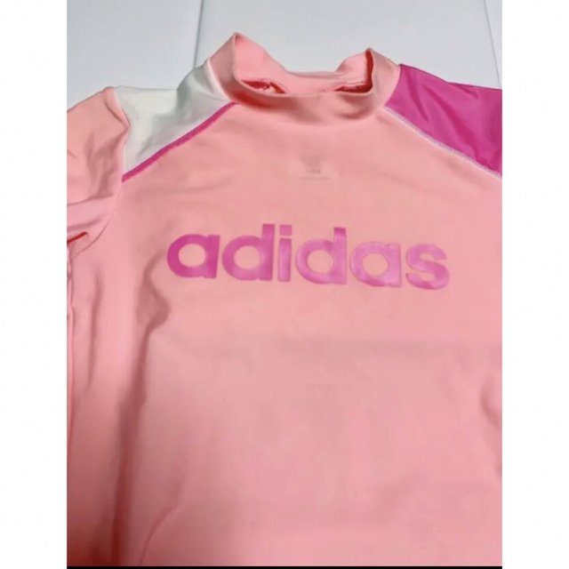 adidas(アディダス)のアディダス 半袖ラッシュガード ピンク　140 スポーツ/アウトドアのスポーツ/アウトドア その他(マリン/スイミング)の商品写真