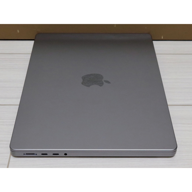 Mac (Apple)(マック)のM1Max MacBookPro 14 メモリ32GB SSD2TB スマホ/家電/カメラのPC/タブレット(ノートPC)の商品写真