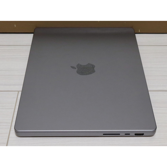 Mac (Apple)(マック)のM1Max MacBookPro 14 メモリ32GB SSD2TB スマホ/家電/カメラのPC/タブレット(ノートPC)の商品写真