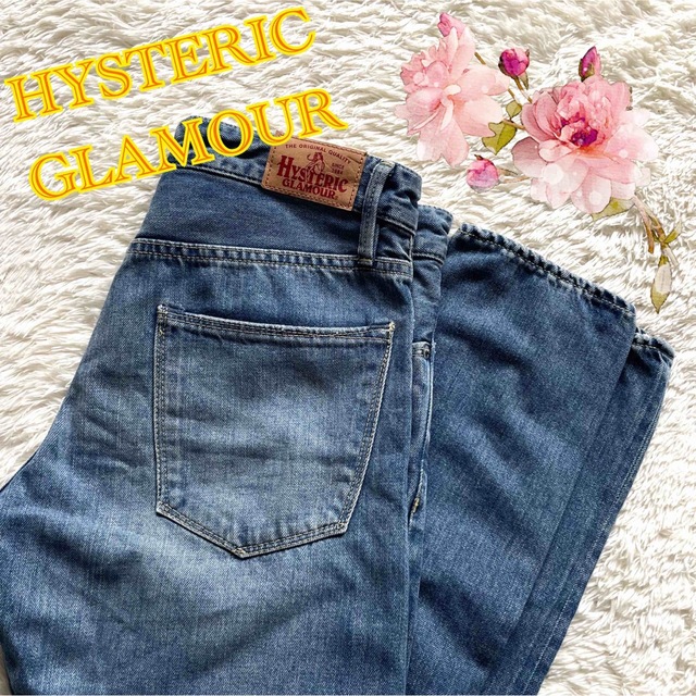 HYSTERIC GLAMOUR(ヒステリックグラマー)の【HYSTERIC GLAMOUR】ダメージジーンズ　ボタン　総柄 レディースのパンツ(デニム/ジーンズ)の商品写真