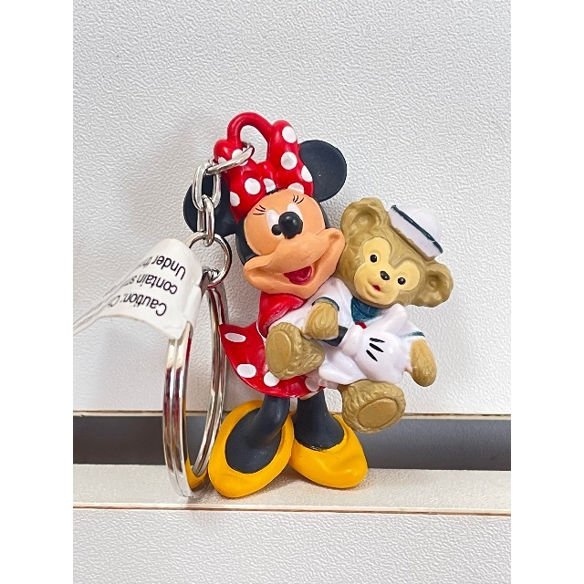 Disney(ディズニー)のミニー　ダッフィー　キーホルダー エンタメ/ホビーのアニメグッズ(キーホルダー)の商品写真