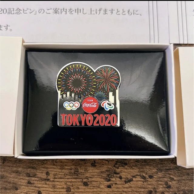 東京オリンピック 2020　コカコーラ　記念ピンバッジ　聖火　花火