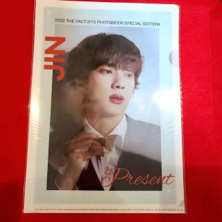 ボウダンショウネンダン(防弾少年団(BTS))の2022 THE FACT BTS PHOTOBOOK 写真集 ファイル ジン(アイドルグッズ)