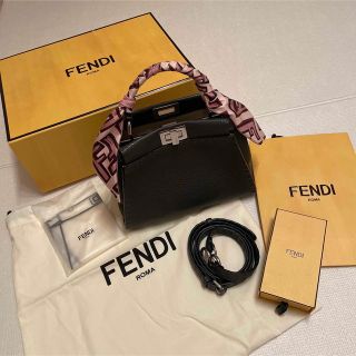 FENDI - 極美品 ️FENDI ピーカブー セレリア グレーの通販｜ラクマ