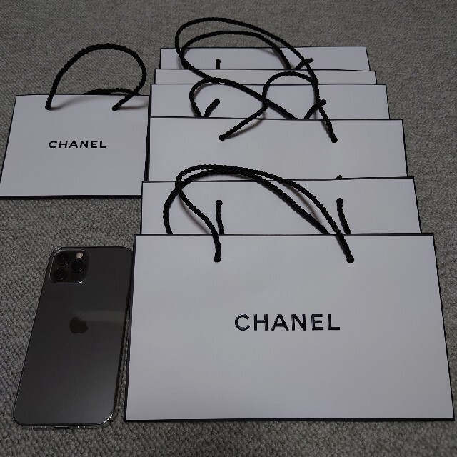 CHANEL(シャネル)のCHANEL　紙袋 レディースのバッグ(ショップ袋)の商品写真