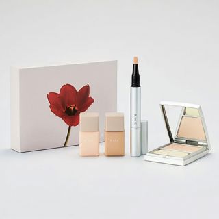 アールエムケー(RMK)のRMK ミニベースメイクアップセレクション #102 限定  クリスマスコフレ(ファンデーション)