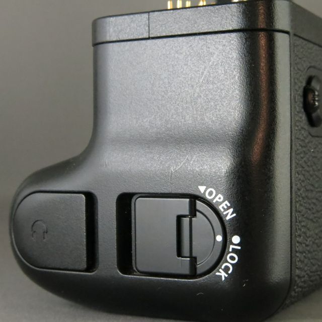 富士フイルム(フジフイルム)のフジフイルム　VG-XT4 グリップ スマホ/家電/カメラのカメラ(その他)の商品写真