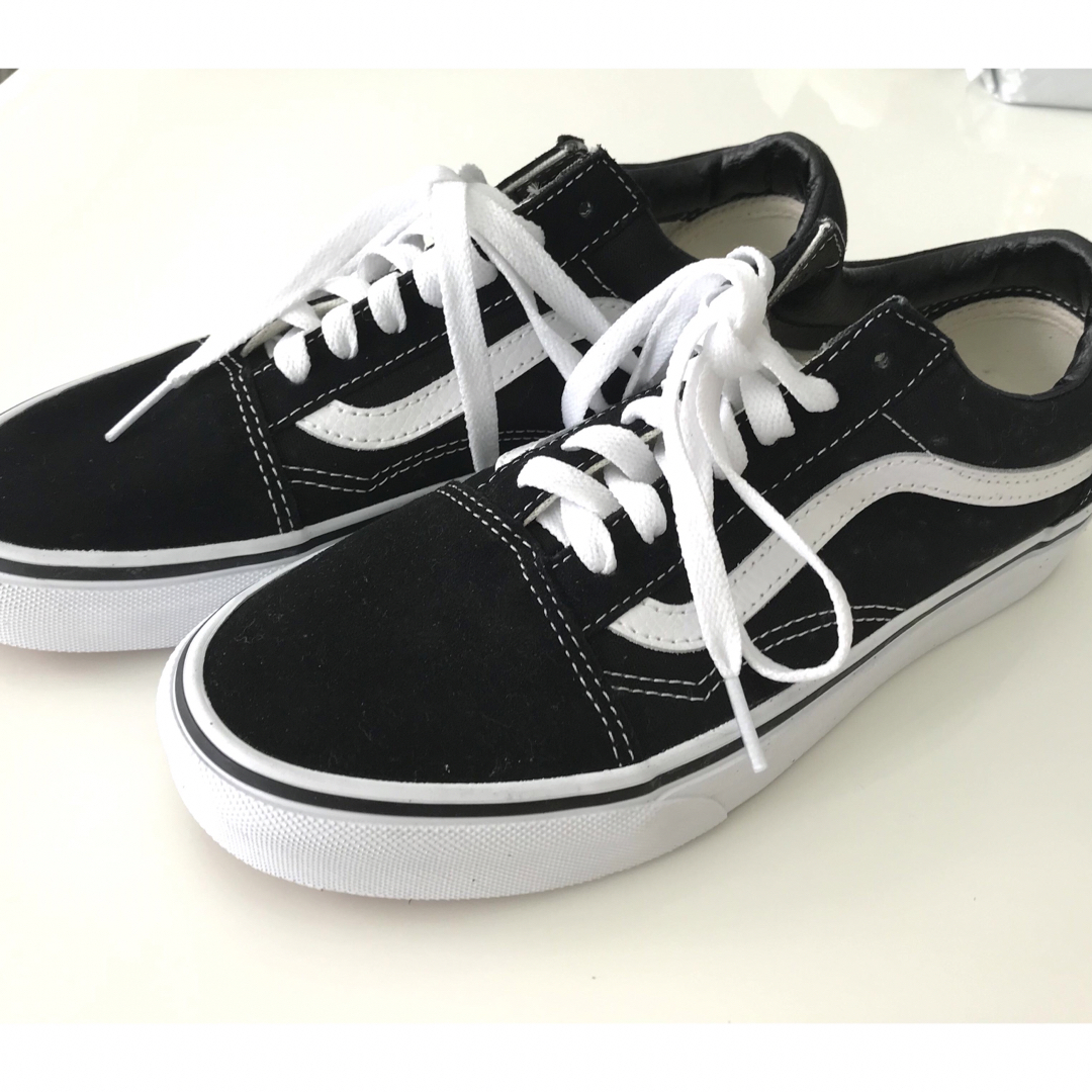 VANS ヴァンズ　スニーカー ブラック×ホワイト 23.5cm