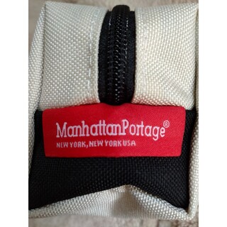 マンハッタンポーテージ(Manhattan Portage)の【新品】Manhattan PortageとSNOOPYコラボ新品　オフィシャル(ポーチ)
