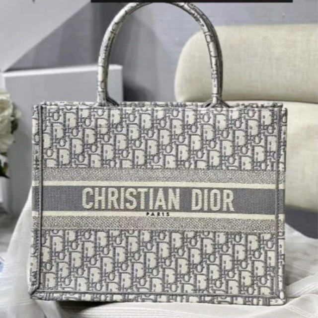 Dior(ディオール)のディオール　トートバッグ レディースのバッグ(トートバッグ)の商品写真