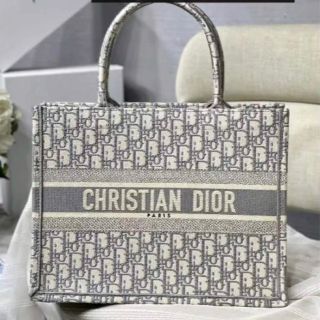 ディオール(Dior)のディオール　トートバッグ(トートバッグ)