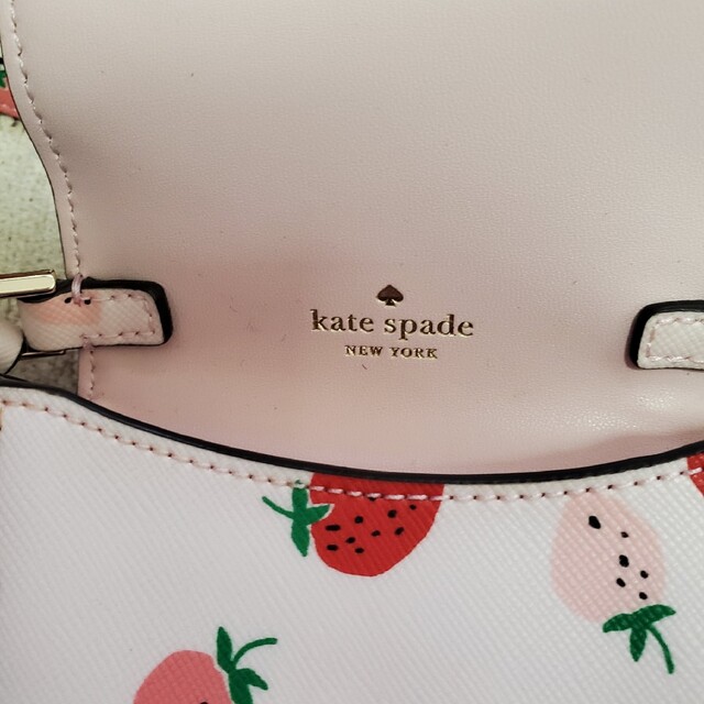 正規品販売! KATE バッグ SPADE いちごショルダーバッグ ショルダー