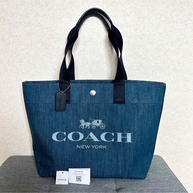 COACH(コーチ)のCOACH デニムトートバッグ レディースのバッグ(トートバッグ)の商品写真