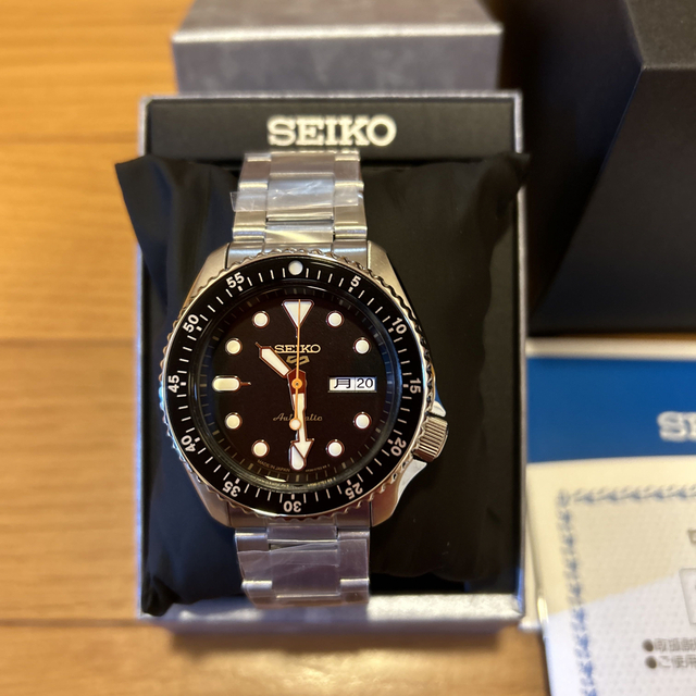 SEIKO(セイコー)のセイコー ファイブスポーツ 5スポーツ SBSA213 限定モデル メンズの時計(腕時計(アナログ))の商品写真