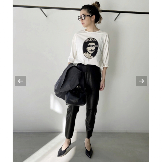 L'Appartement DEUXIEME CLASSE(アパルトモンドゥーズィエムクラス)の【RAW+/ロゥタス】Leather Cropped Pants レディースのパンツ(クロップドパンツ)の商品写真