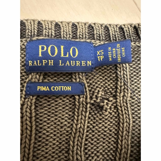 POLO RALPH LAUREN(ポロラルフローレン)のポロラルフローレン　春用ニット　カーキ　Vネック レディースのトップス(ニット/セーター)の商品写真