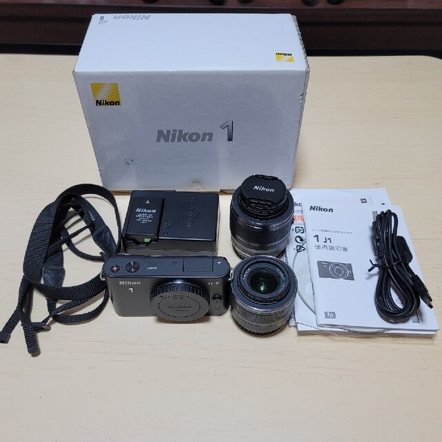 【訳あり】Nikon J1 ダブルズームキット