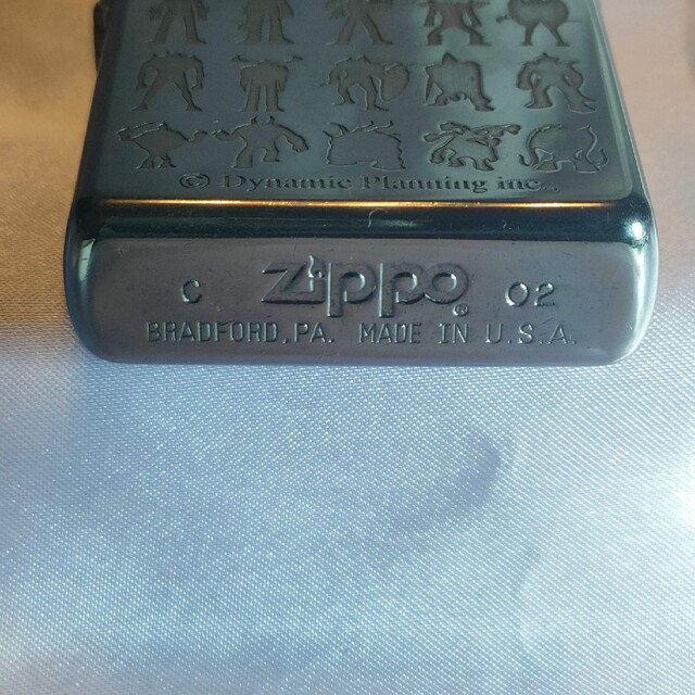 マジンガーＺデザイン ガンメタ系　ZIPPO　2002年製　C 02　ジッポー