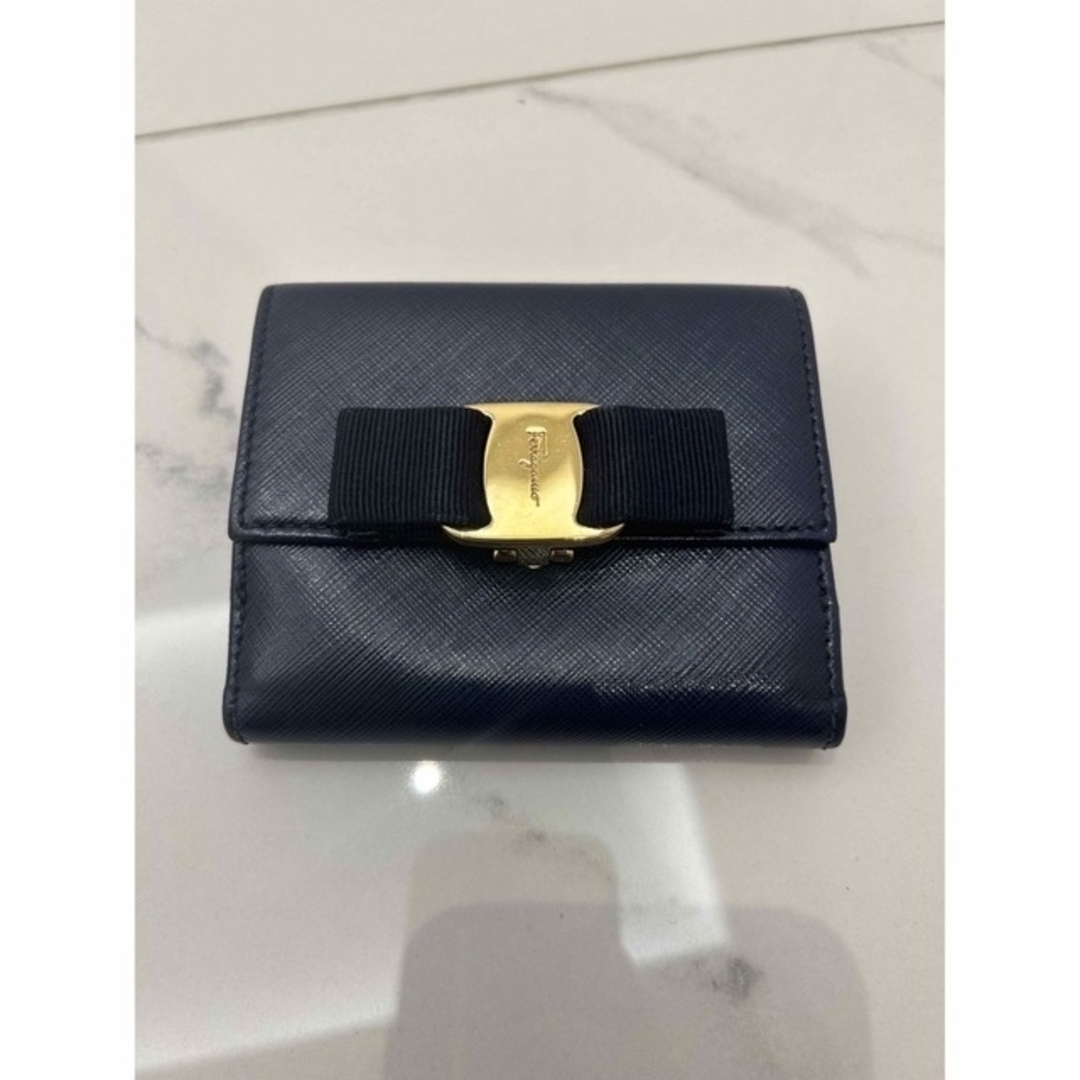 Salvatore Ferragamo(サルヴァトーレフェラガモ)のSalvatore Ferragamo フェラガモ　財布 レディースのファッション小物(財布)の商品写真