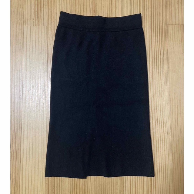 fifth(フィフス)のニット　タイトスカート　黒 レディースのスカート(ひざ丈スカート)の商品写真