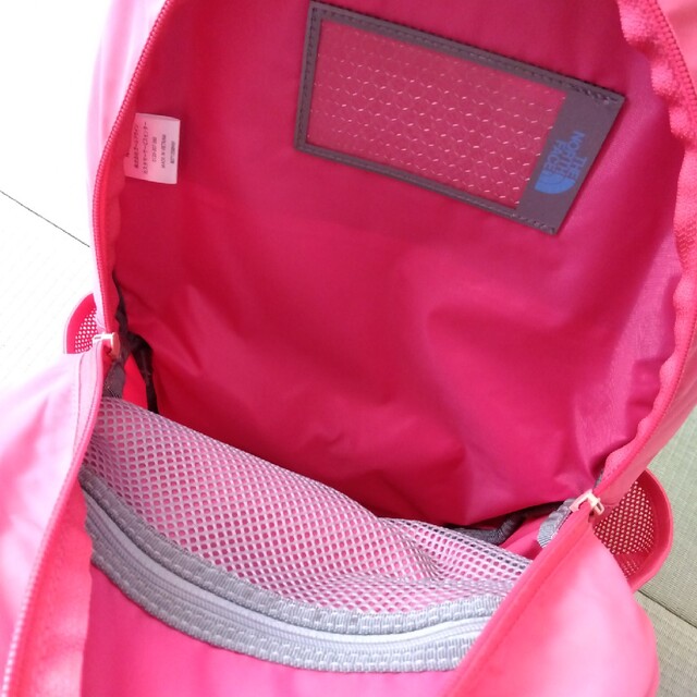 THE NORTH FACE(ザノースフェイス)のくるみ様♥ノースフェイス♥キッズ♥リュック　ピンク キッズ/ベビー/マタニティのこども用バッグ(リュックサック)の商品写真