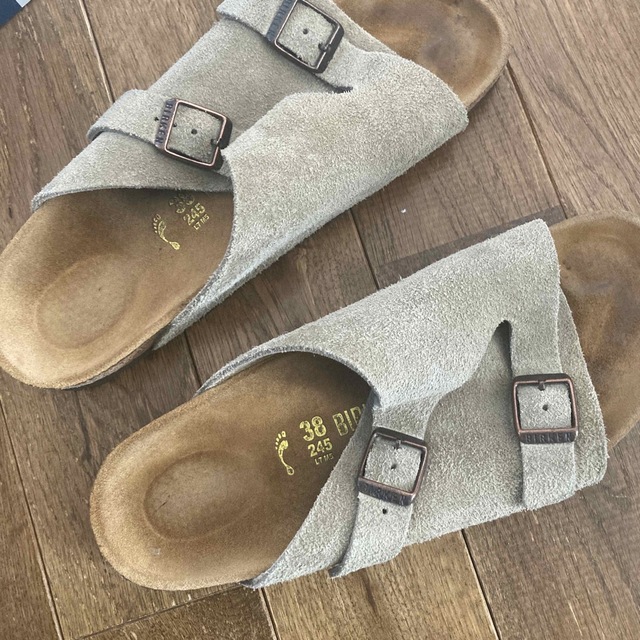 BIRKENSTOCK(ビルケンシュトック)のお値下げ！BIRKENSTOCK zurich 24.5cm レディースの靴/シューズ(サンダル)の商品写真