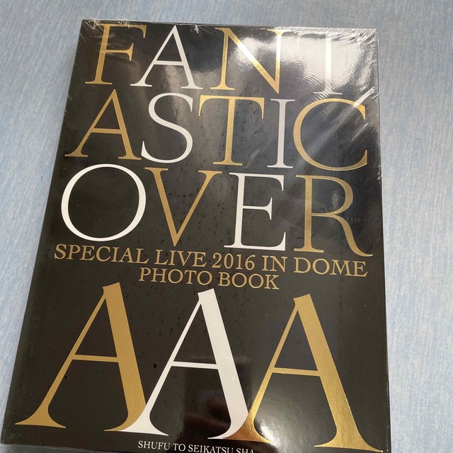 AAA(トリプルエー)のＡＡＡ　Ｓｐｅｃｉａｌ　Ｌｉｖｅ　２０１６　ｉｎ　Ｄｏｍｅ　－ＦＡＮＴＡＳＴＩＣ エンタメ/ホビーの本(アート/エンタメ)の商品写真