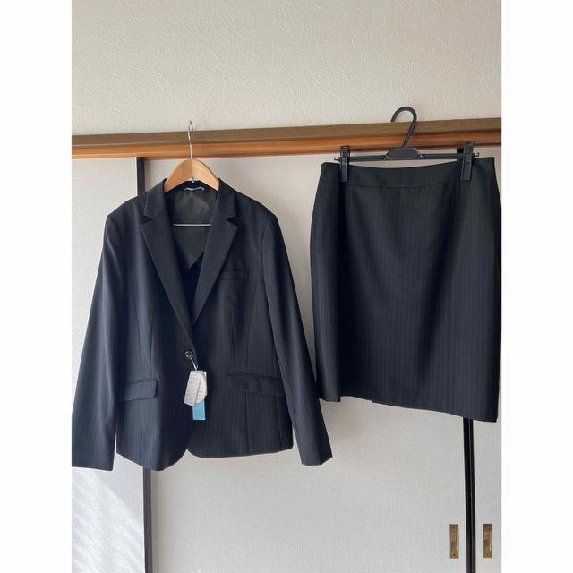 青山(アオヤマ)のANCHOR WOMAN PERSON'S  スーツ　21号・19号 レディースのフォーマル/ドレス(スーツ)の商品写真