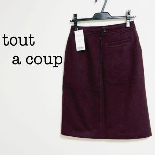 トゥアクー(tout a coup)のtout a coup トゥ ア クー 膝丈スカート M(ひざ丈スカート)