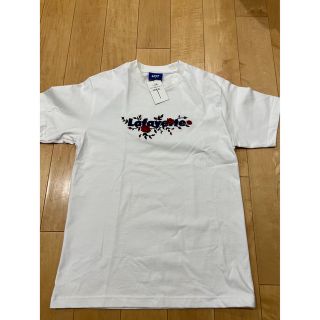 LFYT 新品　刺繍　白TシャツサイズM(Tシャツ/カットソー(半袖/袖なし))