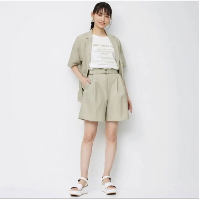 GU ベルト付きフレアショートパンツ(beige)