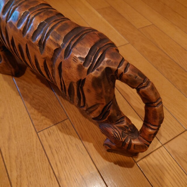 木彫り　虎　アンティーク　置物 2