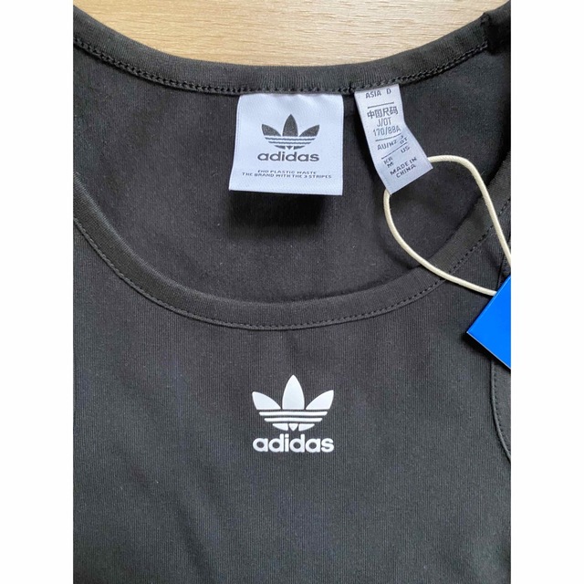 adidas(アディダス)の新品タグ付きadidasワンピース値下げok レディースのワンピース(ミニワンピース)の商品写真