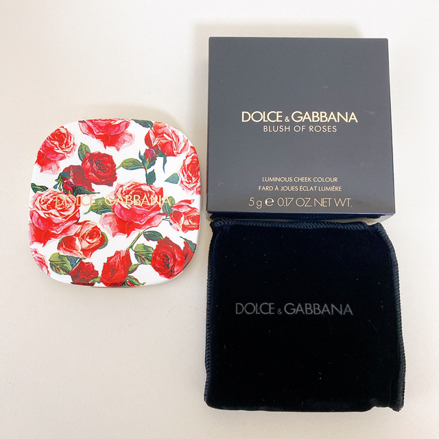 DOLCE & GABBANA BEAUTY(ドルチェアンドガッバーナビューティ)のドルガバ ブラッシュオブローズ ルミナスチークカラー 300 コスメ/美容のメイク道具/ケアグッズ(チーク/フェイスブラシ)の商品写真