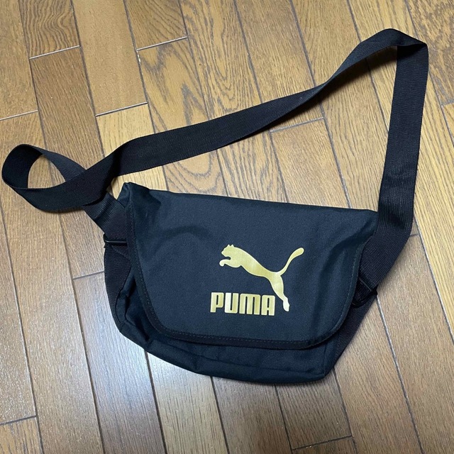 PUMA(プーマ)のプーマ　ミニショルダーバッグ メンズのバッグ(ショルダーバッグ)の商品写真