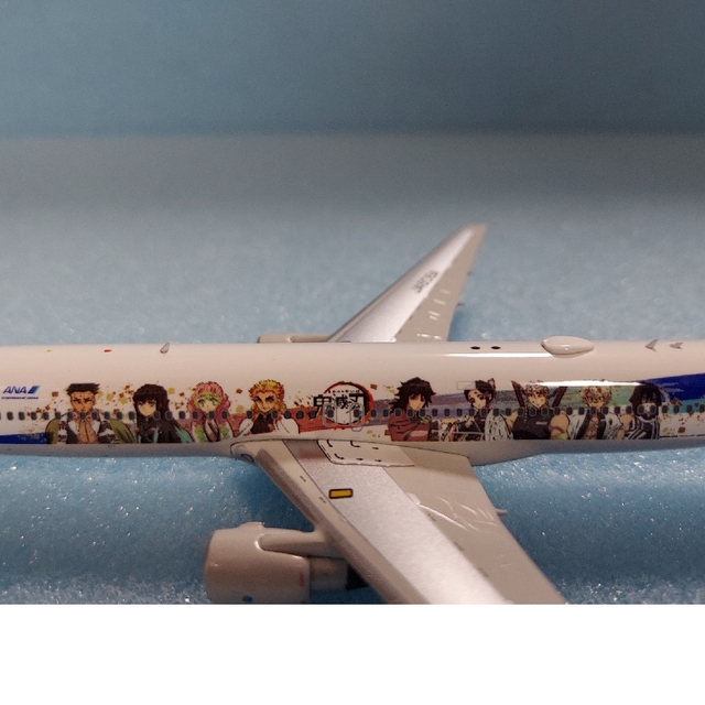 ANA B767-300ER 鬼滅の刃　JA608A PHOENIX1:400鬼滅の刃