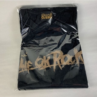 ONE OK ROCK　Tシャツ　Sサイズ　ステッカー付(ミュージシャン)