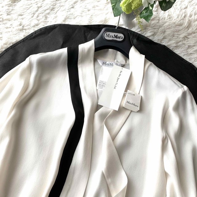 Max Mara - 新品タグ付き‼️最高級 白タグ マックスマーラ シルク100