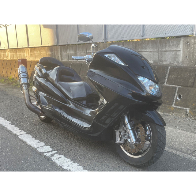 バイクブラックカラーカスタム‼︎ 【YAMAHA マジェスティ】カチアゲマフラー‼︎