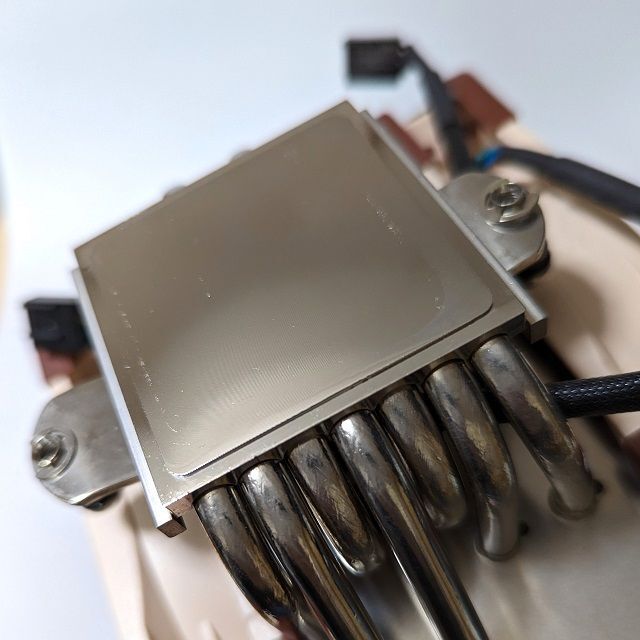 【中古】Noctua NH-U12A スマホ/家電/カメラのPC/タブレット(PCパーツ)の商品写真