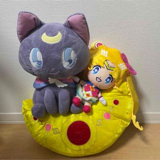 ゆめちっくどーる サンリオ キティ セーラームーン ルナ 幻の銀水晶クッション