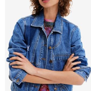 デシグアル(DESIGUAL)の新品✨タグ付き♪定価19,900円　綿素材　デニムジャケット　大特価‼️(Gジャン/デニムジャケット)