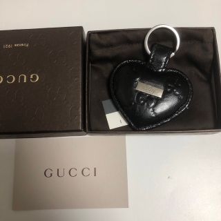 グッチ(Gucci)のGUCCI キーホルダー　ラブリーハート　箱付き(キーホルダー)