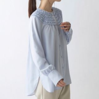 Sono - サイズ2 sono ライトブルーグレー ちびフリルレディブラウス