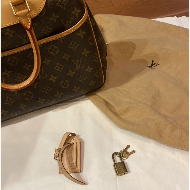 ♥️LouisVuitton♥️　ルイヴィトン　ドーヴィル　ハンドバッグ