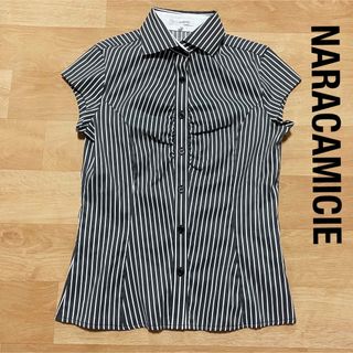 ナラカミーチェ(NARACAMICIE)の美品　ナラカミーチェ　ストレッチ　ギャザー　半袖　ブラウス　Mサイズ　ストライプ(シャツ/ブラウス(半袖/袖なし))