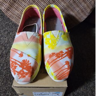 トムズ(TOMS)の新品★TOMS　トムズ(スリッポン/モカシン)